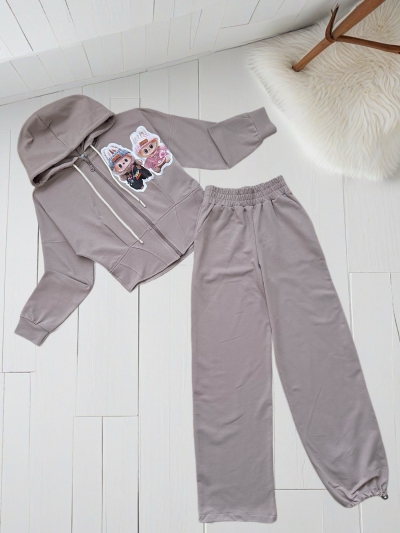 Костюм на замку Labubu 
