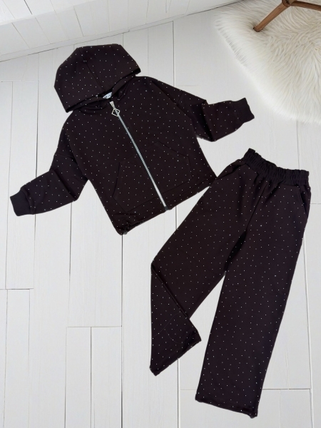 Костюм зі стразами