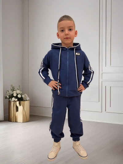 Костюм на хлопчиків Костюм на хлопчиків