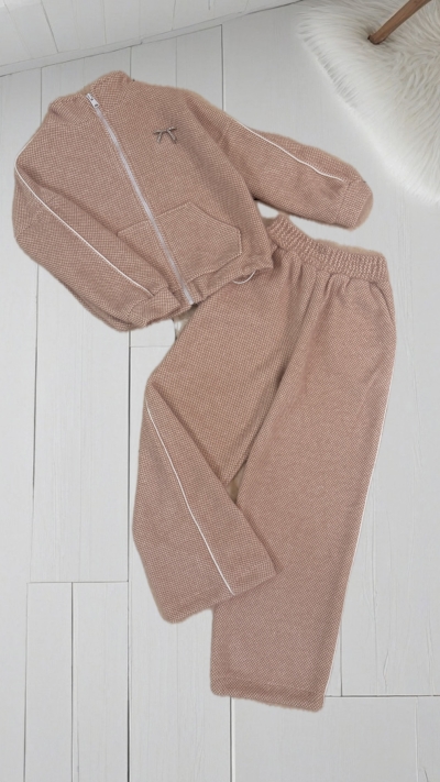 Костюм з альпаки Костюм з альпаки