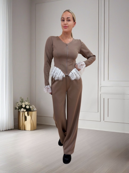 Костюм для дівчат